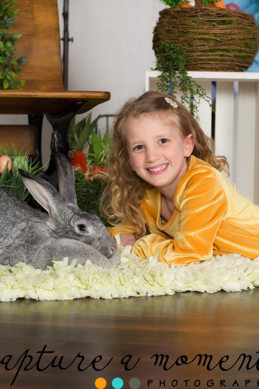 Easter and Spring Mini Sessions are Back!